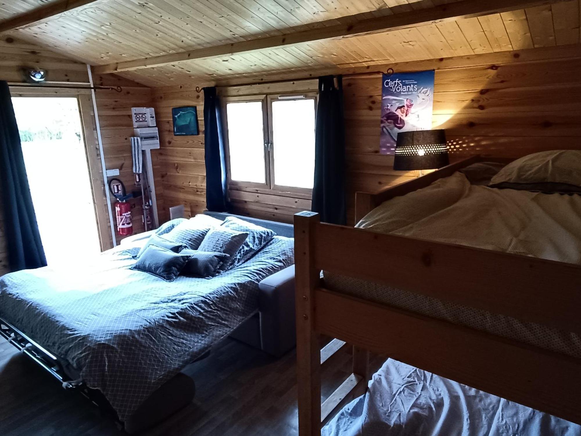 Gite Les Chalets Du Fliers Verton Meubles De Tourisme Classes 2 Etoiles Berck Room photo